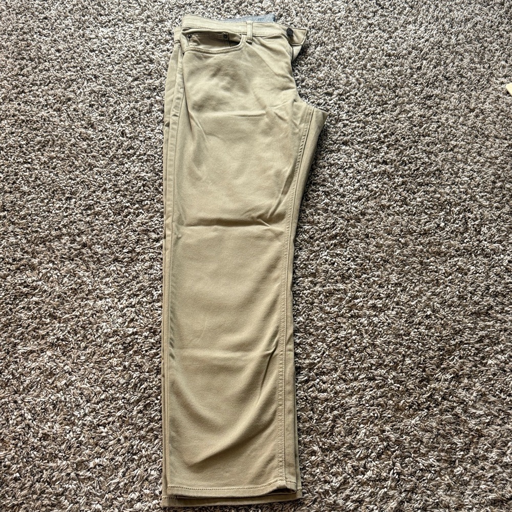 Men's Khaki Pants